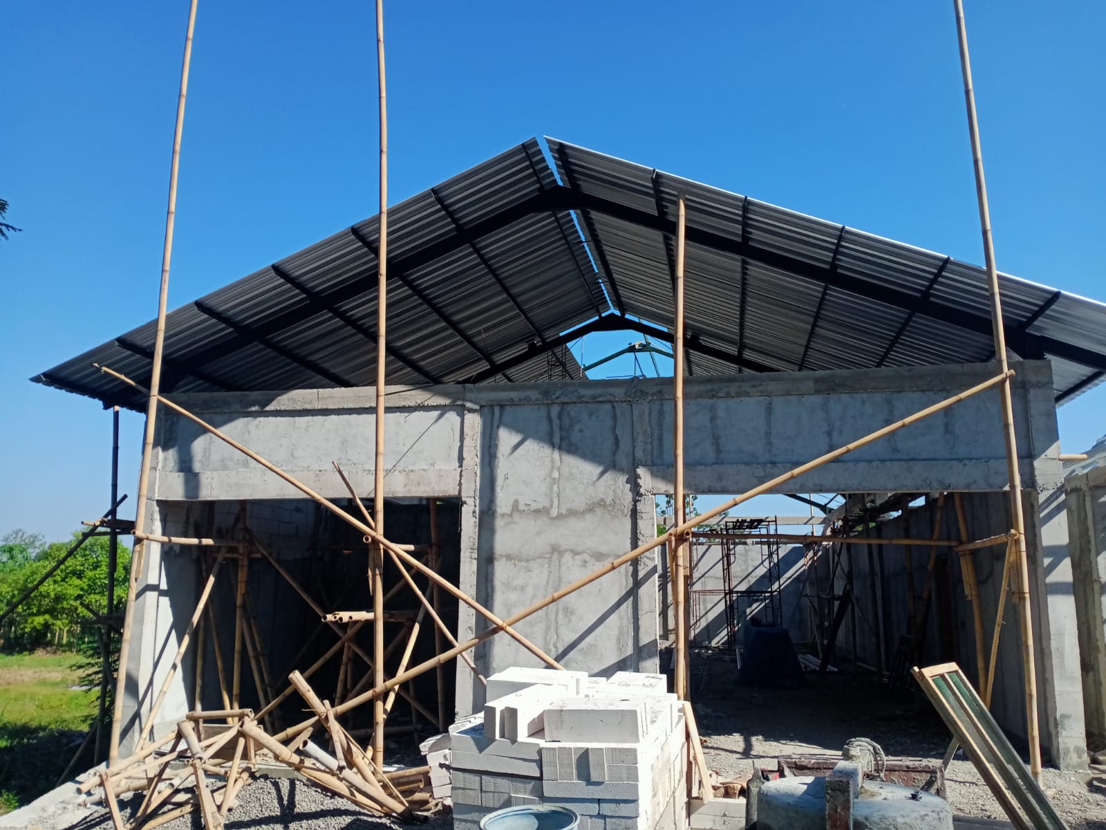 You are currently viewing CV. Baja Mulya Abadi Kembali Dipercaya Pimpin Pembangunan Gudang Modern di Sukoharjo